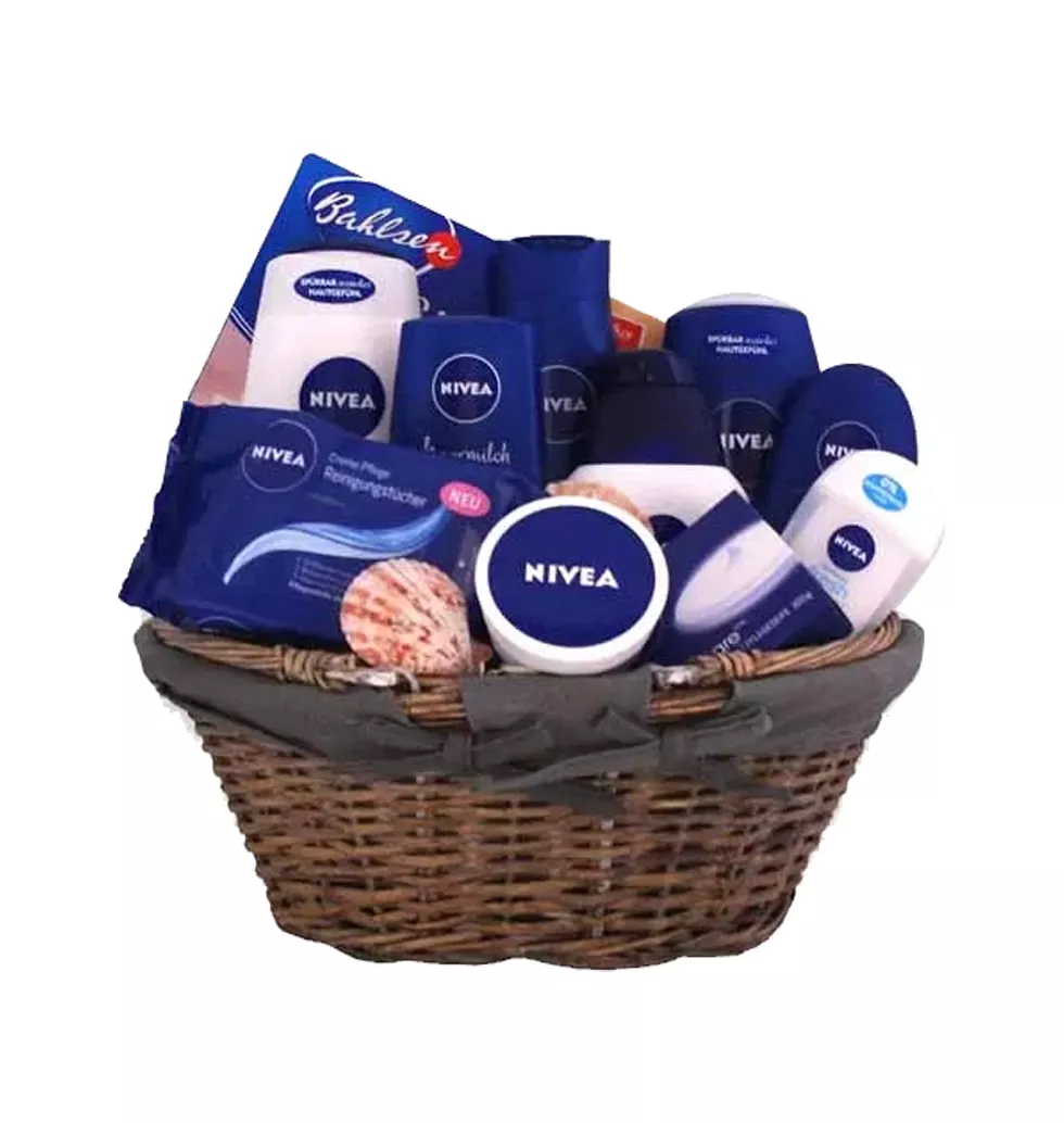 Bond of Affection Nivea Gift Hamper with Sweet Treats